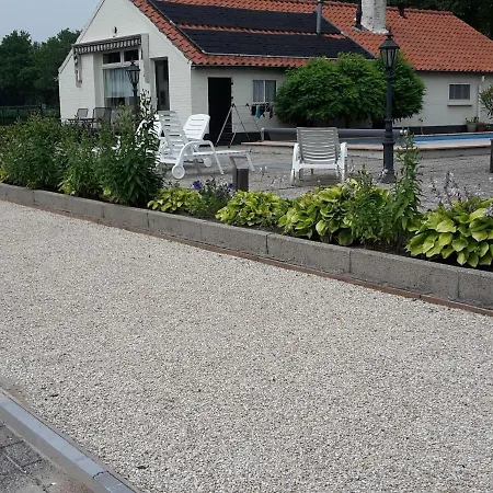 Cozy Holiday Home in Oisterwijk with Swimming Pool Oisterwijk