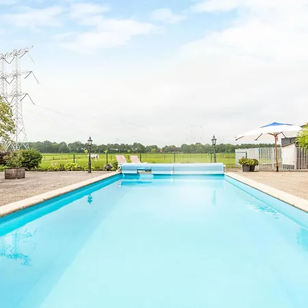 Cozy In With Swimming Pool Holiday home Oisterwijk