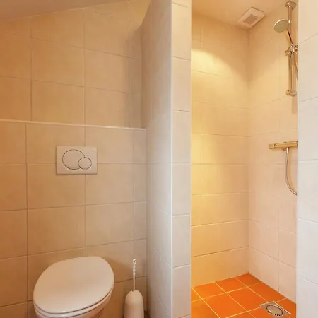 Cozy Holiday Home in Oisterwijk with Swimming Pool *