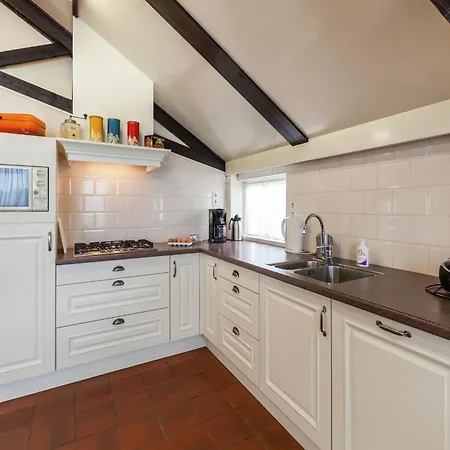 Vakantiehuis Cozy Holiday Home in Oisterwijk with Swimming Pool